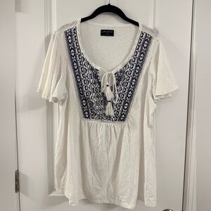 Lane Bryant Bohemian Flutter Sleeve White & Navy Embroidered Top- (size 14/16